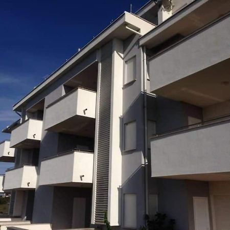 Islando 3 Apartment Novalja Luaran gambar