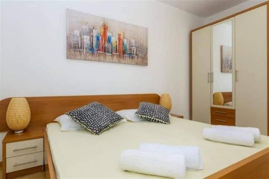 Islando 3 Apartment Novalja Luaran gambar