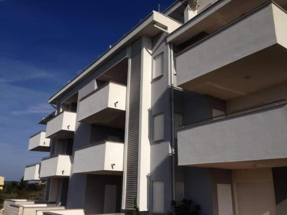 Islando 3 Apartment Novalja Luaran gambar